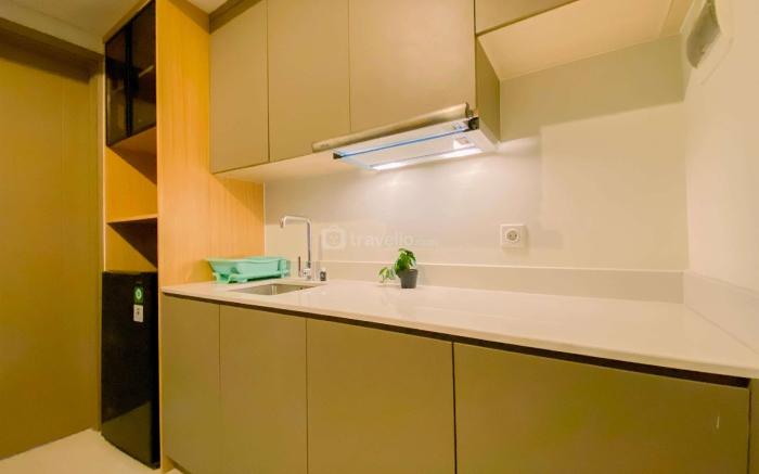 Good Place & Modern 1BR Gold Coast Apt By Travelio