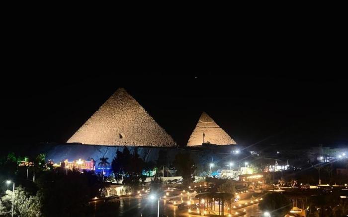 Turquoise Pyramids & Grand Egyptian museum view Hotel