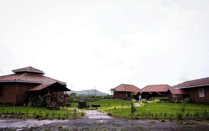 Umbartha Resort Naneghat