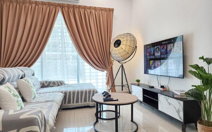 Rawang Home near Aeon|15 Pax|WIFI|Game|Smart TV