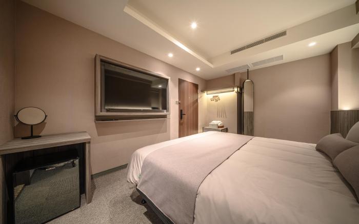 FLO by Hotel East Group