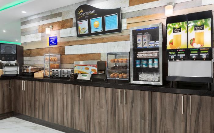 Days Inn by Wyndham Saint John