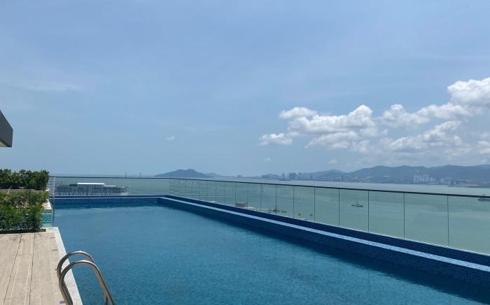 Crowne Plaza Penang Straits City By IHG