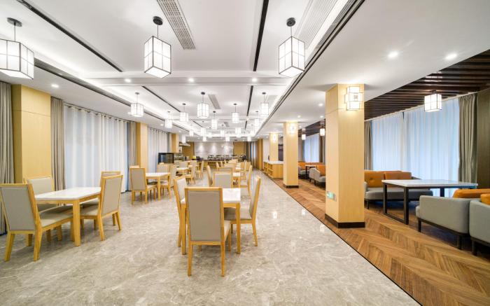 Starway Hotel Shaoxing Luxun Hometown