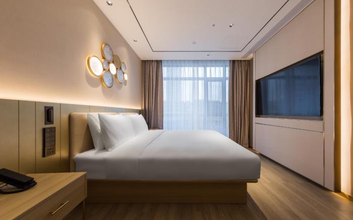 Orange Hotel Guiyang Qingzhen Junyue International