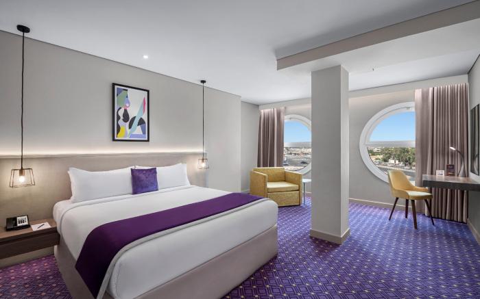 LEVA Hotel and Suites Opposite Downtown