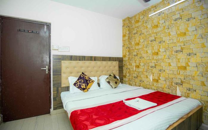 HOTEL MANOHAR PALACE