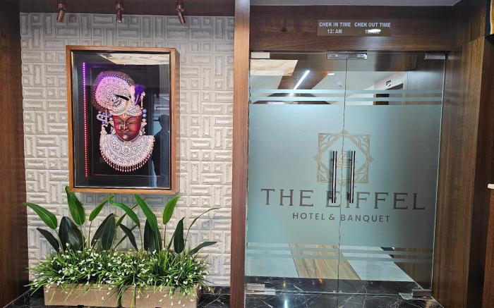 THE EIFFEL HOTEL & BANQUET