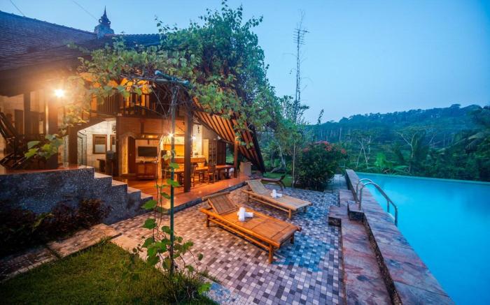 Artist Villa 4BR Dandan Bukit Tranquil View