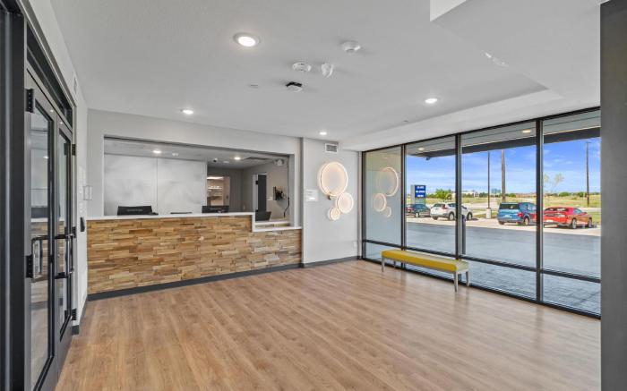ECHO Suites Extended Stay by Wyndham Houston Katy West