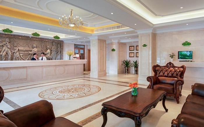 Vienna Hotel Shenzhen Yantian Gangtian Road Metro Station