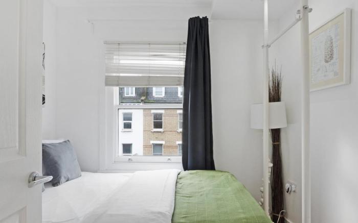 Camden Town Duplex by MoreThanStays