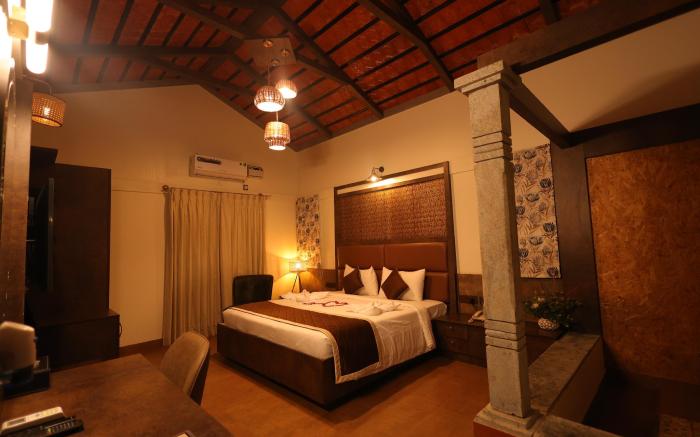 Nirantara Resort and Spa