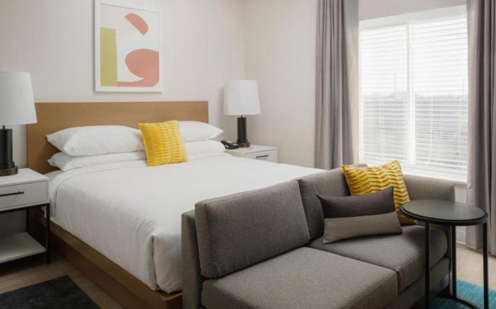 WaterWalk Extended Stay by Wyndham Phoenix - N. Happy Valley