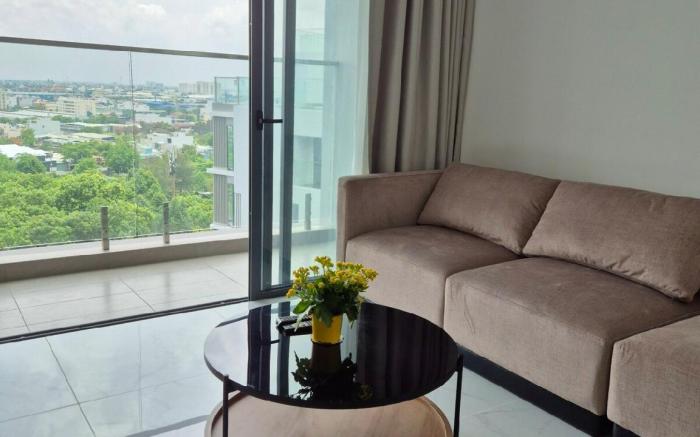 Cân Hộ 2 Bedroom -Celadon city- Gần Sân Bay.