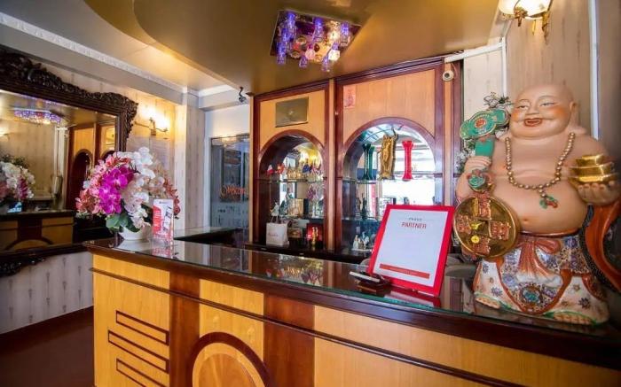 Tan Hoang Long Hotel Nguyen Van Cu