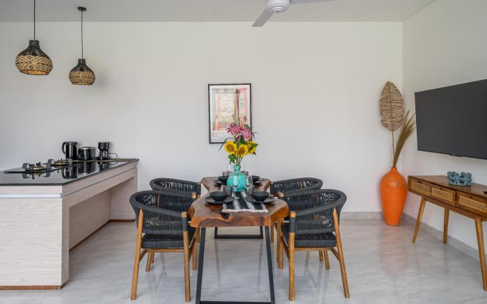 Kubung 2- Villa 2BDR in Canggu with PS5 & Netflix!