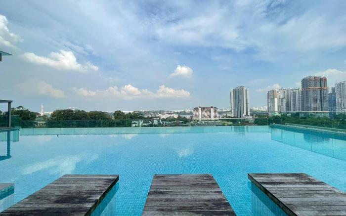Paragon Suites L26 (4 Pax) By UCome Homestay