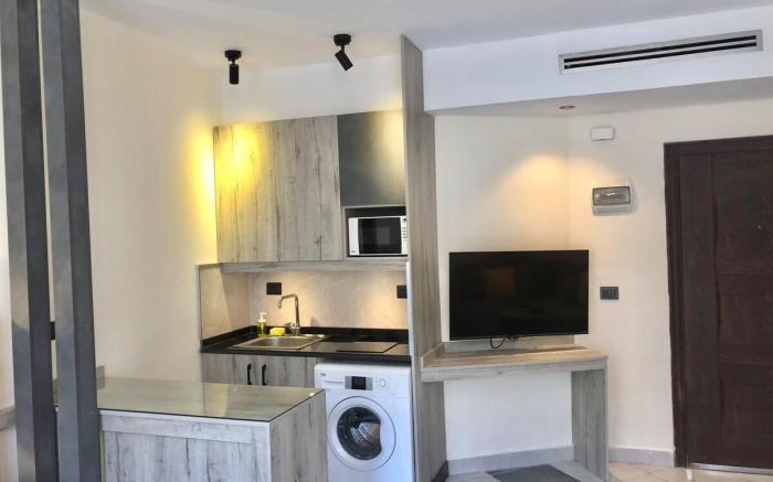 Brand new in active, well/served Area