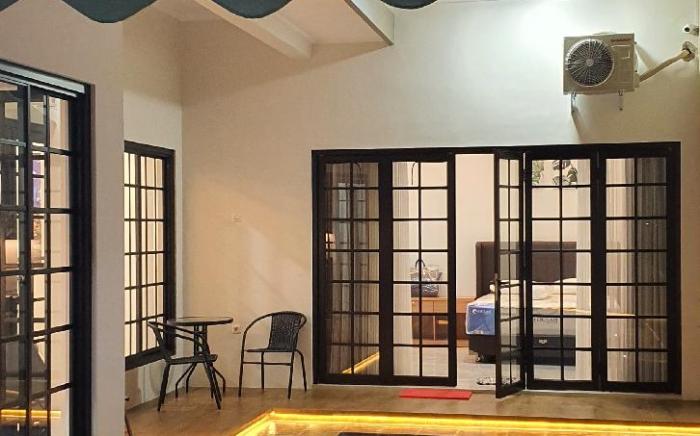 Purwokerto Raya Homestay & Pool