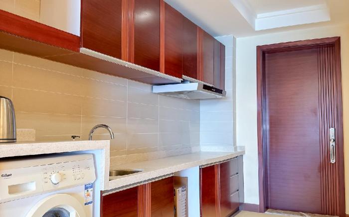 Beach-Front/Ocean-View Apartment in Huizhou 