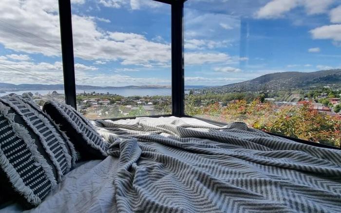 Hill House Hobart - Fantastic views close to city