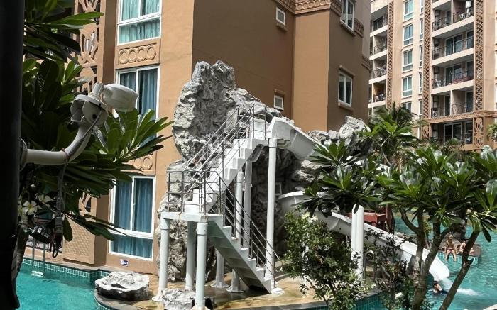 Atlantis Condo Resort Pattaya by Ramita