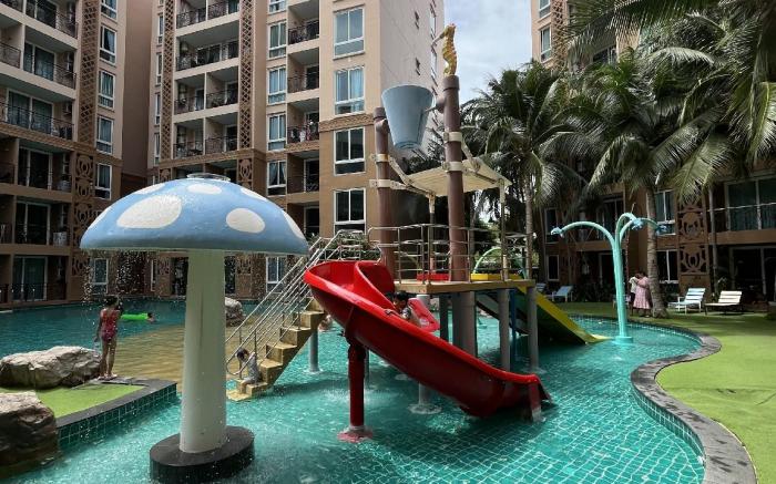 Atlantis Condo Resort Pattaya by Ramita