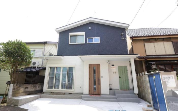 Rana Katase Enoshima