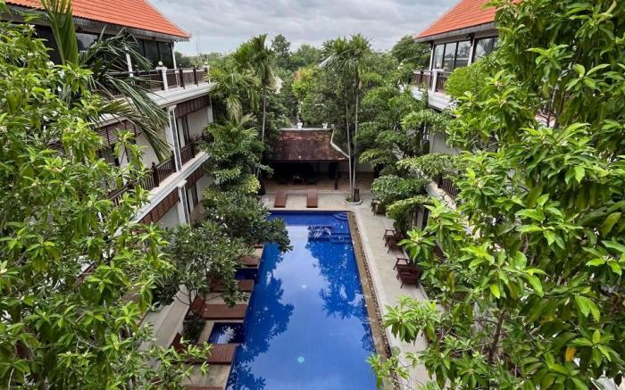 Angkor Daji Boutique