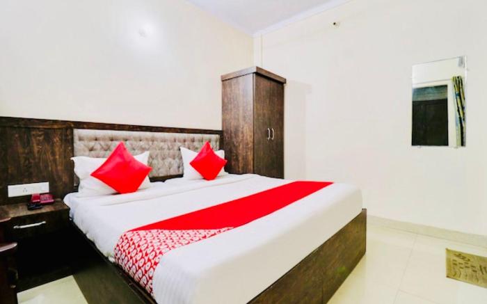 Sangini Banquet And Guest House