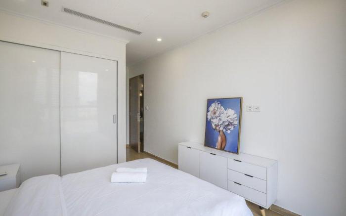  2 Bedrooms Apartment Vinhomes Skylake Pham Hung