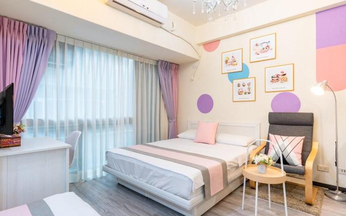 Studio Apartment with Lift near Ximen MRT, Independent Bathroom