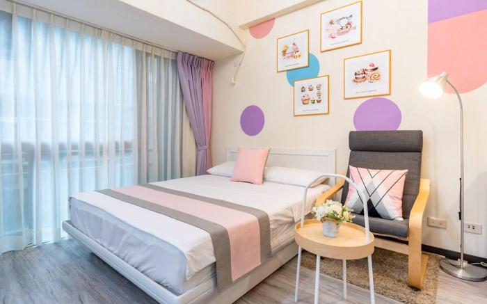 Studio Apartment with Lift near Ximen MRT, Independent Bathroom