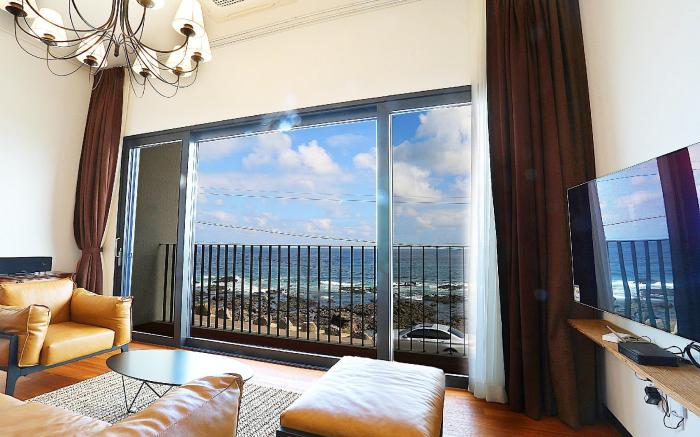 THE VILLAS OCEAN Family