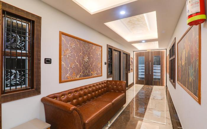 OYO 827102 HOTEL PRAGATI