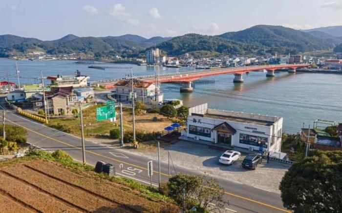 Namhae Sea Sky Caraville (Ocean View)