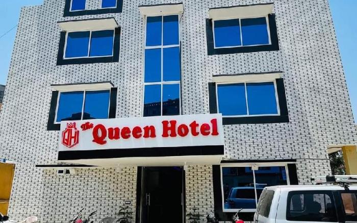 Hotel The Queen 