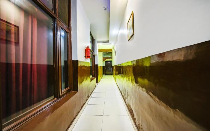 Via Diamond Sector 45