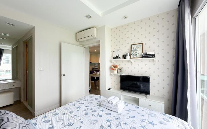 Premium Suite corner Room  45 sqm @Blu x Bangsaen 