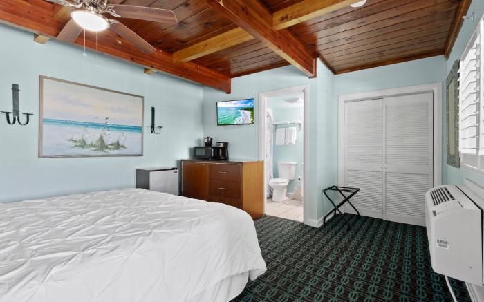 Oceanfront Inn II