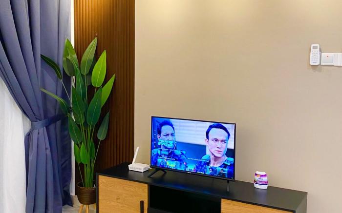 Youth City 2 Bedroom with Rooftop Pool by DKAY