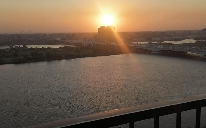 Maadi, Nile Corniche 