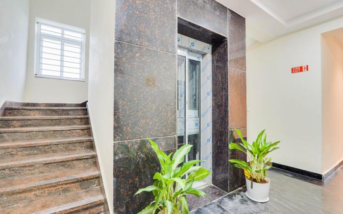 Super Townhouse Sri Nirvana Grand