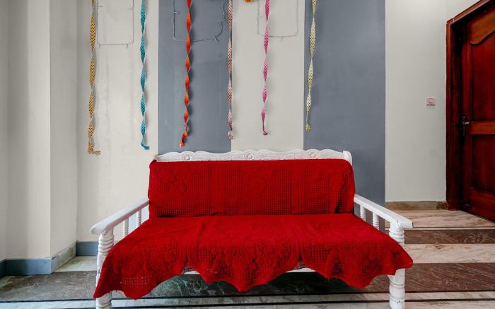 Hotel O Iskcon Temple Rohini Formerly Golden Key