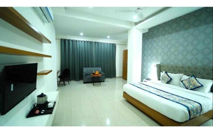 Hotel O Royal Crown Erica