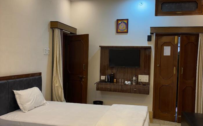 Kalash Guest House