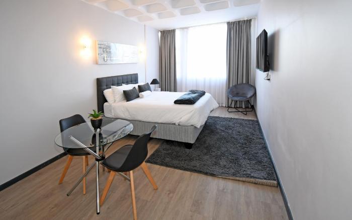The Solo Studio Hotel Apartment
