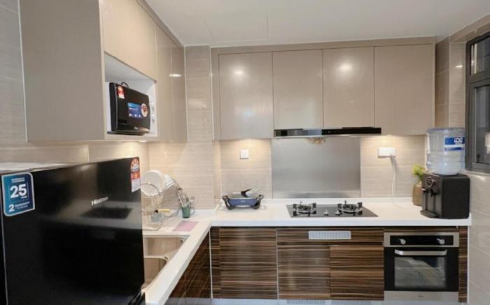 Luxury 3bedroom with Balcony@R&F