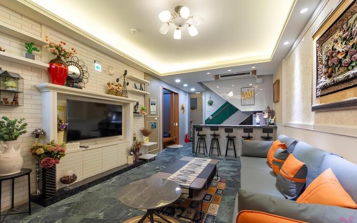 Family & Friend Trip Tainan 12-Person Private Homestay